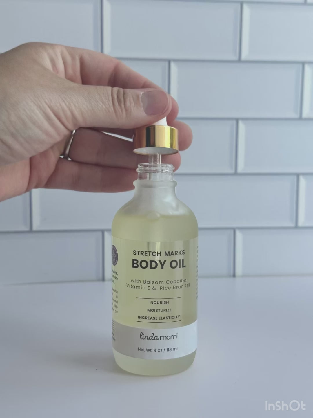 Body Oil stretch marks with vitamin E and balsam copaiba